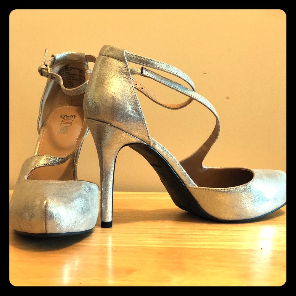 Dressy heel